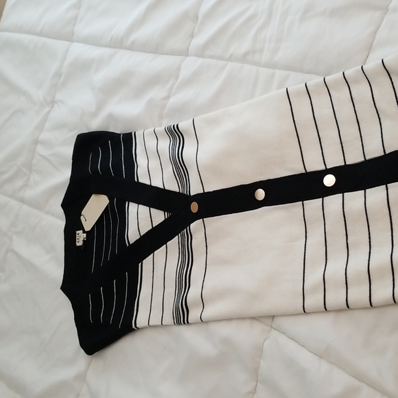 Black and Ivory Striped Snap Front Midi Sweater Dress - Picture 5 of 6